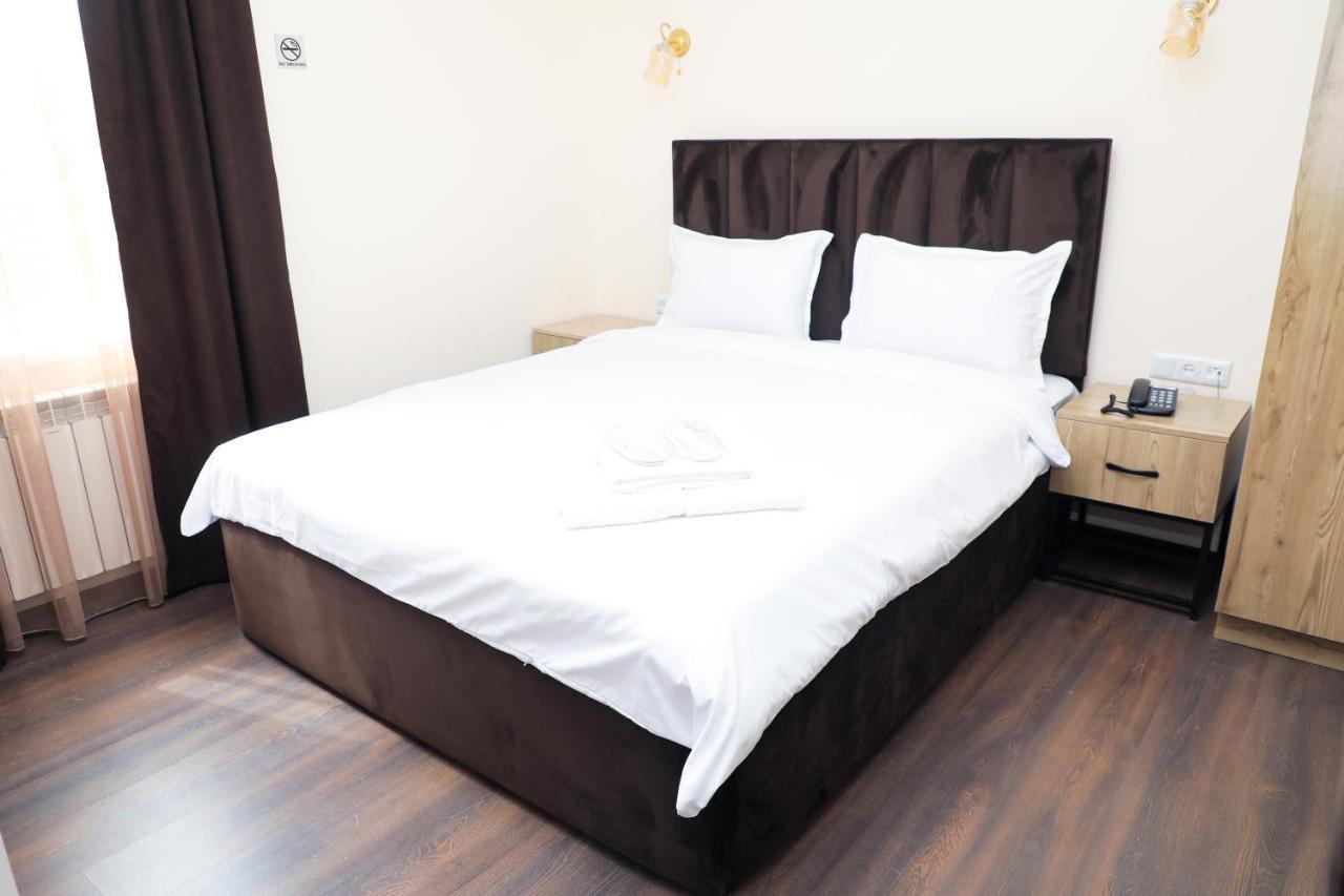 Aragast Hotel & Brewery Севан Экстерьер фото