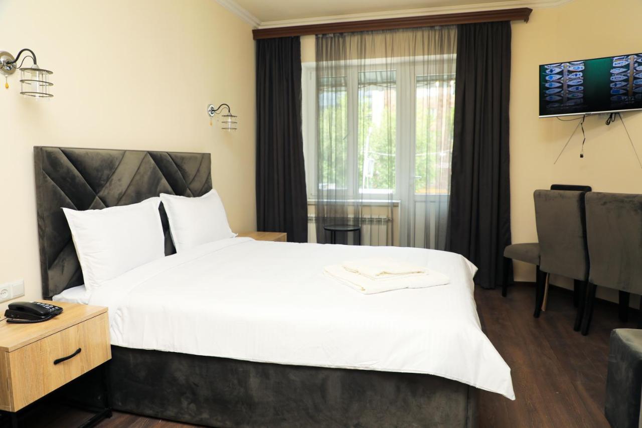 Aragast Hotel & Brewery Севан Экстерьер фото