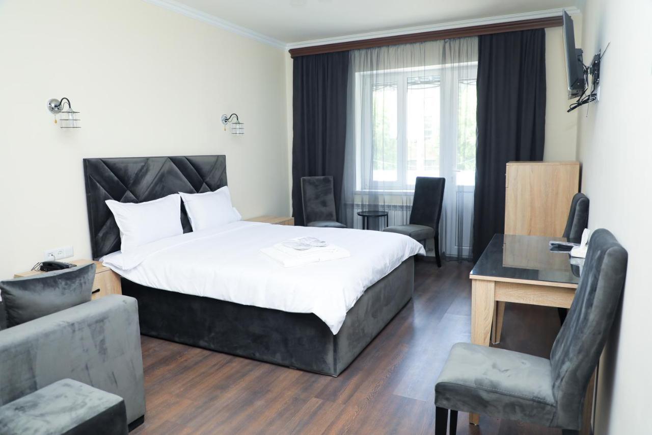 Aragast Hotel & Brewery Севан Экстерьер фото